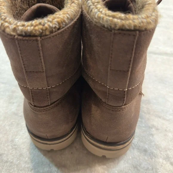 Cliffs by WHITE MOUNTAIN Chocolate Lace-Up Boots - Picture 5 of 6